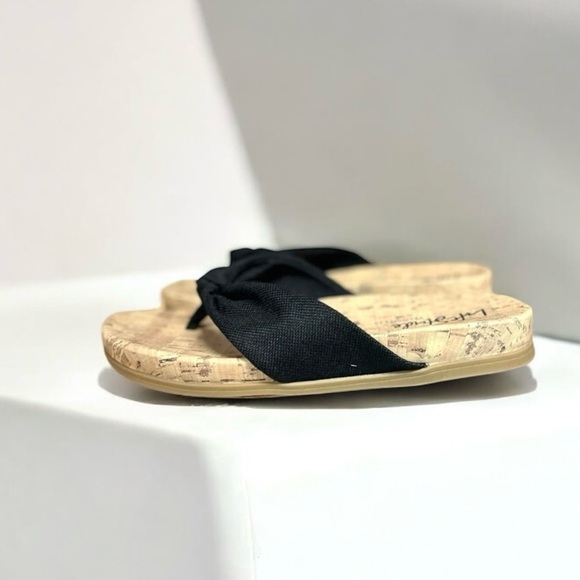 🌻NEW w/box Life Stride Velocity 2.0 Women's Happy Black Thong Sandals Size 10 - Picture 2 of 10